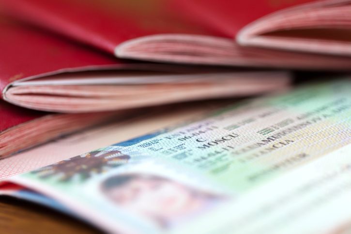 порядок ограничения выезда за границу